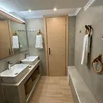 Tatil Evi Traditional Maisonette Just 15' From Kalamata *