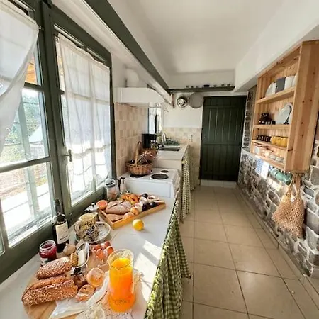 Traditional Maisonette Just 15' From Kalamata * Valíra