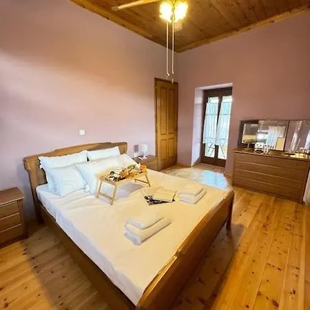 Holiday home Traditional Two-story House Just 15' From Kalamata