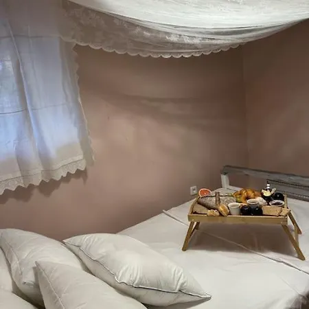 Traditional Maisonette Just 15' From Kalamata * Valíra