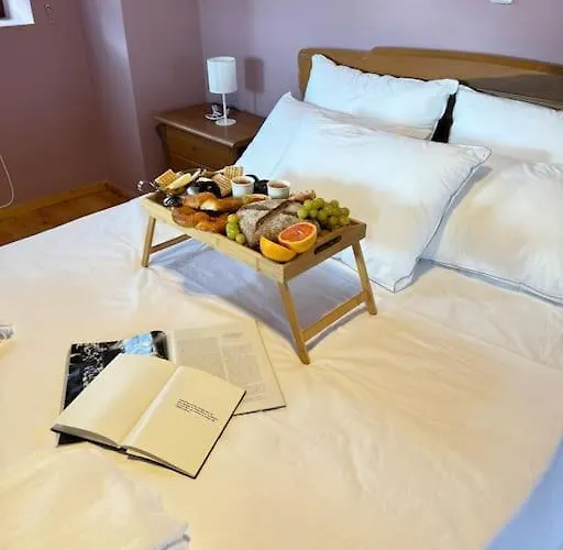 Traditional Maisonette Just 15' From Kalamata * Valíra