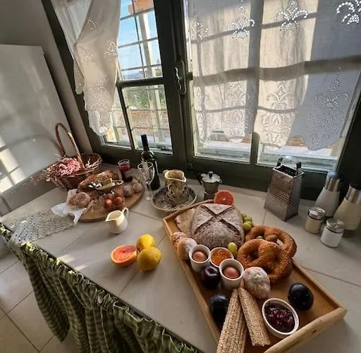 Semesterbostad Traditional Maisonette Just 15' From Kalamata *